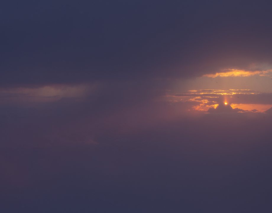 Neige brumeuse sur la chaîne des Aravis